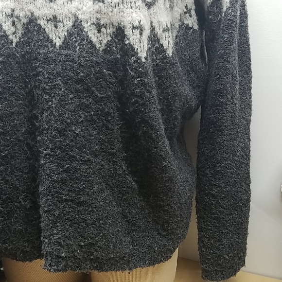 Heavy Warm Gray XL Polyester sweater - Picture 4 of 6